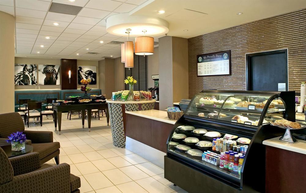 Sheraton Arlington Hotel Exterior foto